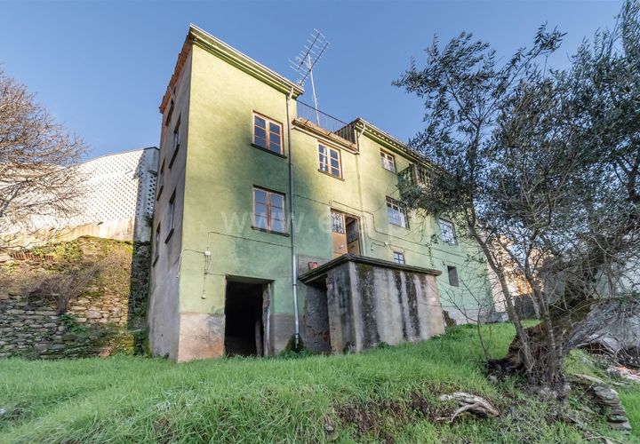 Landsbyhus i Covilha, Castelo Branco, Covilha - € 40.900 | Ref: 111260002 - foto 1