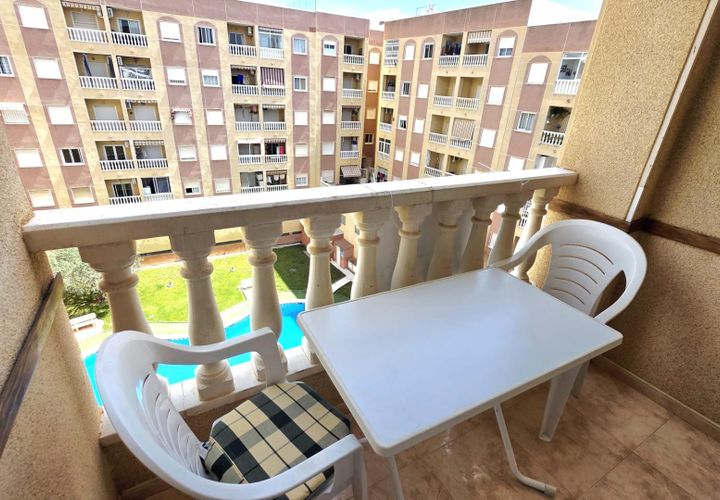 Leilighet i Torrevieja, Alicante, Torrevieja - € 126 990 | Ref: ER2-03927/866 - foto 1