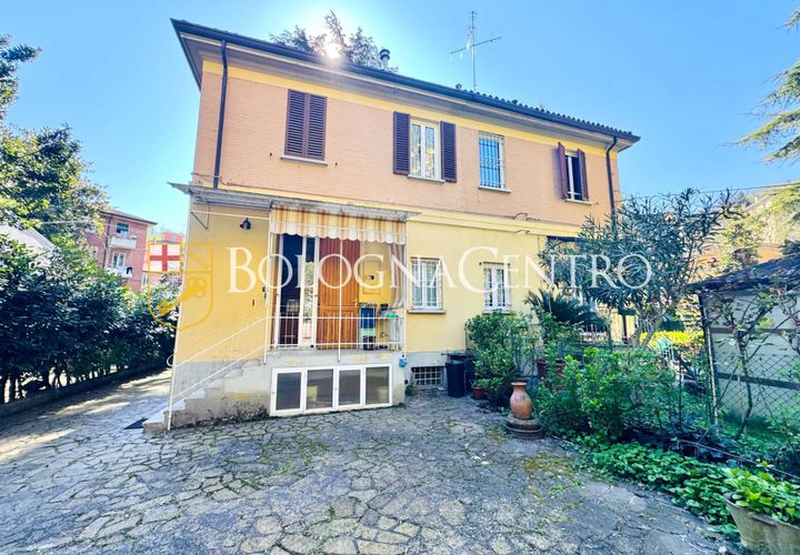 Villa a Bologna, Bologna, Bologna - € 790.000 | Ref: CE956 - foto 1