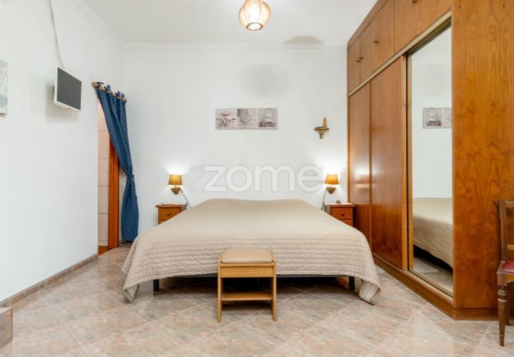 Villa i Azambuja, Lisbon, Azambuja - € 275 000 | Ref: ZMPT587243 - foto 1