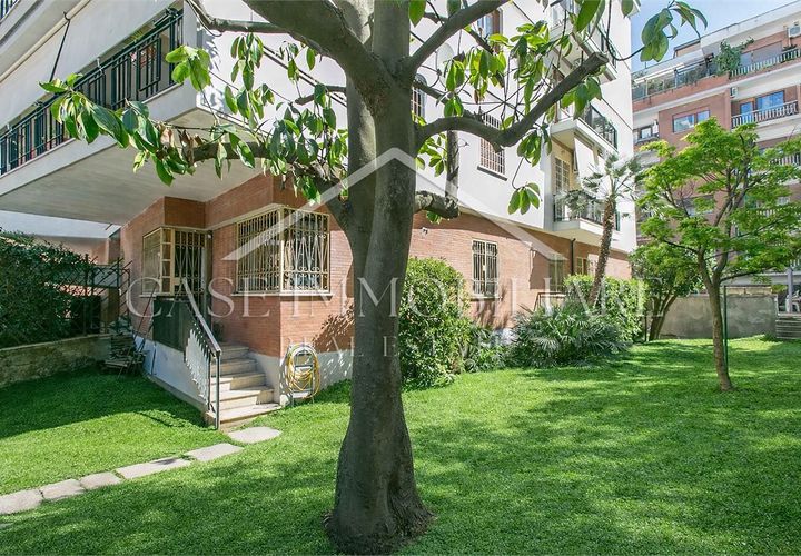 Lejlighed i Rome, Rome, Rome - € 649.000 | Ref: MONTESACRO, VIA L.BREME, IMMOBILE CON GIARDINO - foto 1