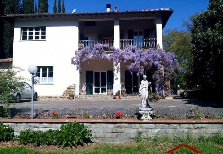 Villa a Arezzo, Arezzo, Arezzo - € 5.500/mes | Ref: PAQ-889 - foto 1