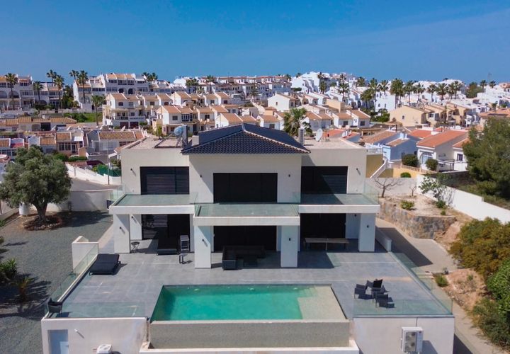 Villa i Ciudad Quesada, Alicante, Ciudad Quesada - € 2 300 000 | Ref: 362 - foto 1