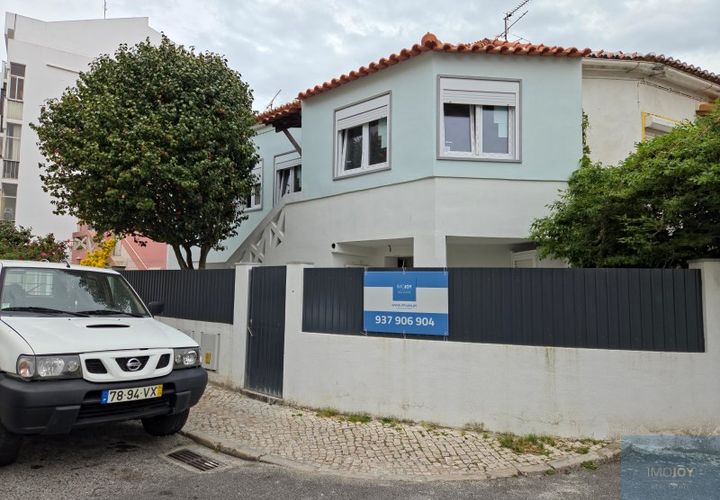 Villa i Cacem, Lisbon, Cacem - € 565.000 | Ref: MORMB051 - foto 1