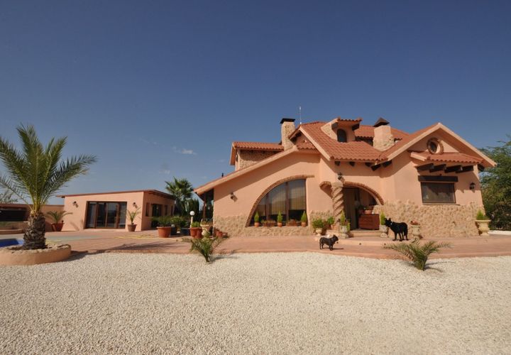 Villa i Pinoso, Alicante, Pinoso - € 499.995 | Ref: GM7258 - foto 1