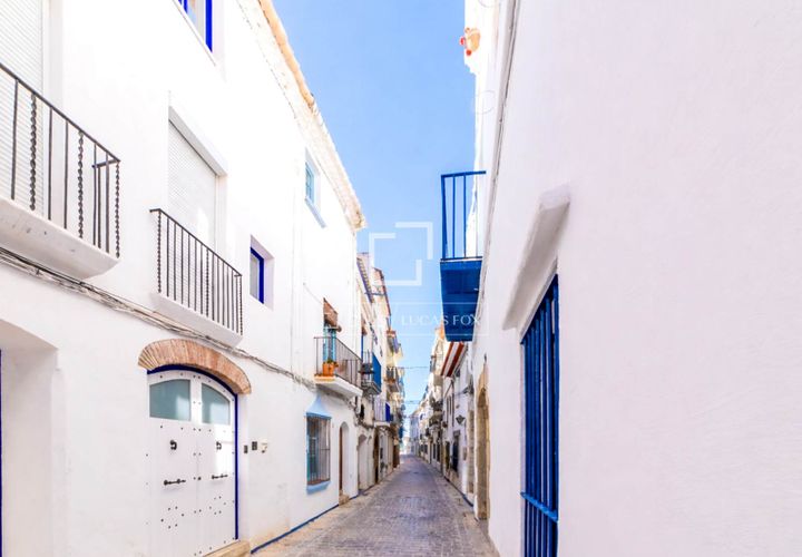 Villa i Sitges, Barcelona, Sitges - € 1 000 000 | Ref: SIT30041 - foto 1
