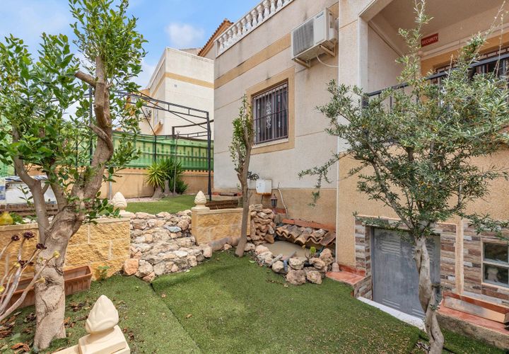 Bungalou a Orihuela Costa, Alicante, Orihuela Costa - € 149.000 | Ref: 31111 - foto 1
