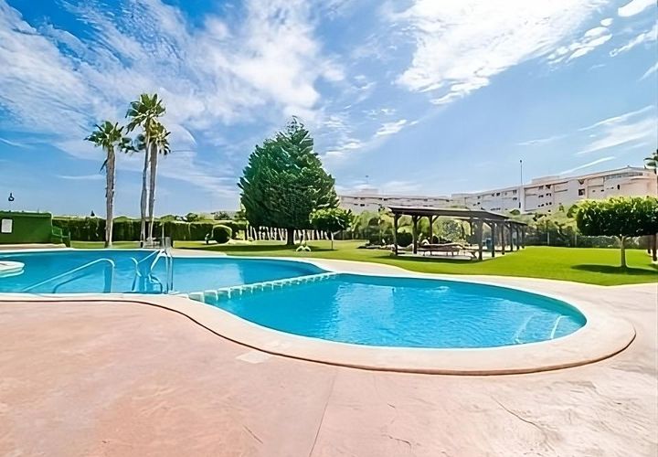 Bungalow en Torrevieja, Alicante, Torrevieja - € 164.300 | Ref: 31107 - photo 1