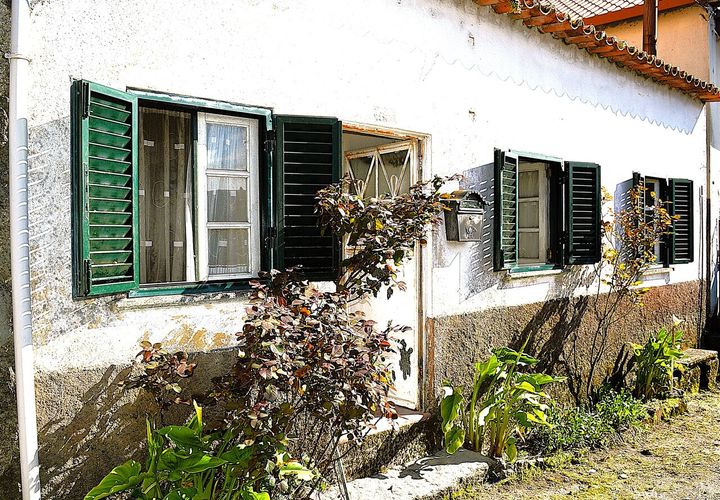 Villa a Nelas, Viseu, Nelas - € 40.000 | Ref: SF-SAFTI:008085 - foto 1