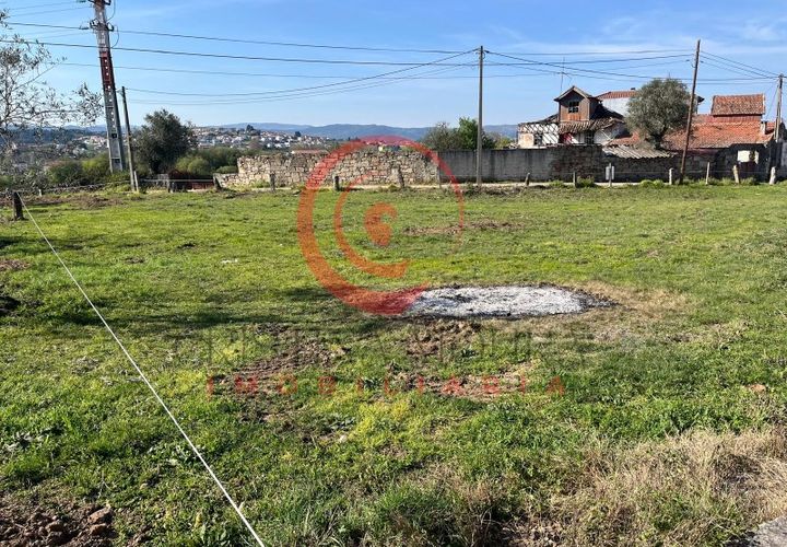 Helårsgrund i Chaves, Vila Real, Chaves - € 70.000 | Ref: CM01-0195 - foto 1