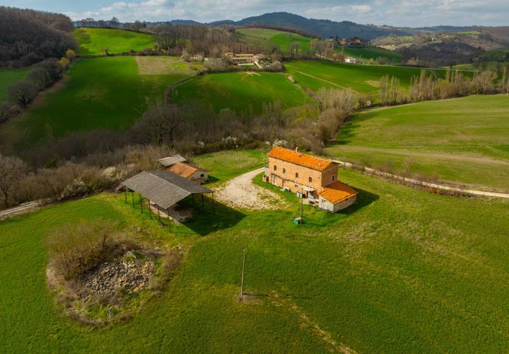 Villa a Gubbio, Perugia, Gubbio - € 299.000 | Ref: CBI134-2923-266 - foto 1