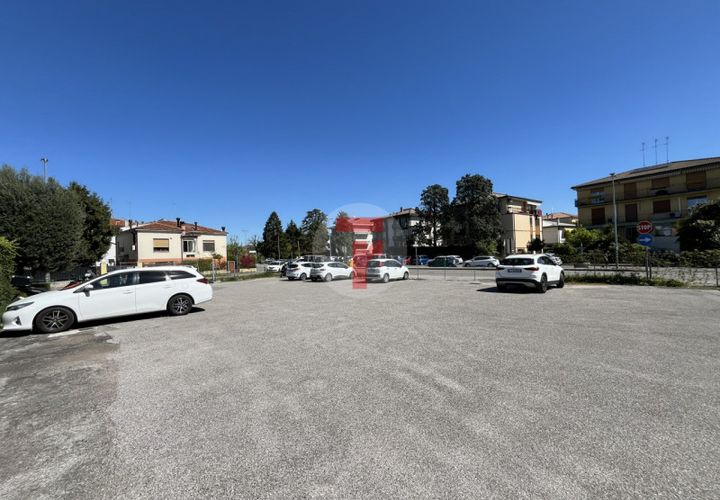 Helårsgrund i Padua, Padua, Padua - € 120.000 | Ref: iv206 - foto 1