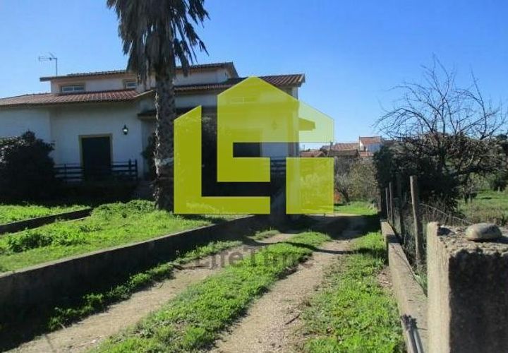 Byhus i Proenca-a-Nova, Castelo Branco, Proenca-a-Nova - € 165.000 | Ref: LT1467 - foto 1