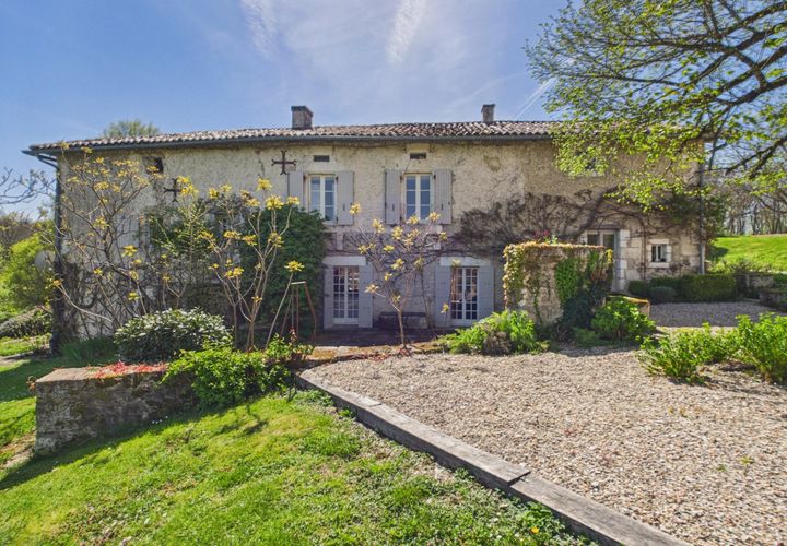 Villa i Riberac, Dordogne, Riberac - € 699.000 | Ref: BVI85037 - foto 1