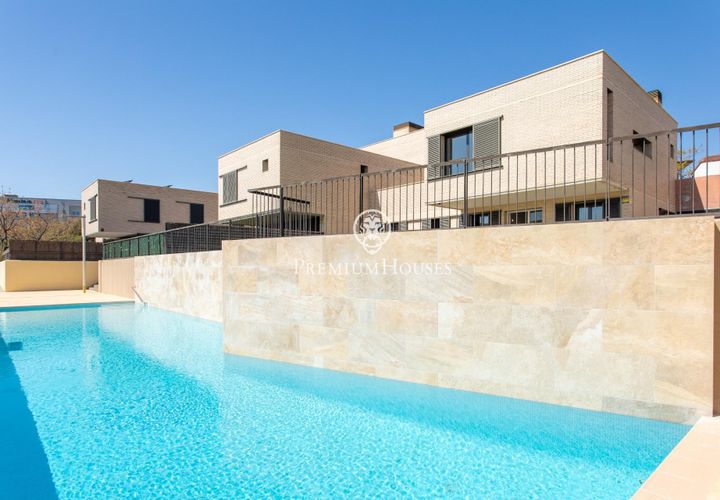 Villa a Mataro, Barcelona, Mataro - € 731.500 | Ref: PH101017/3699 - foto 1