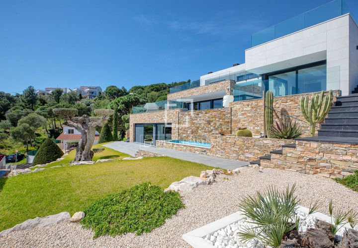 Villa a Llanca, Gerona, Llanca - € 1.995.000 | Ref: CBR68487 - foto 1