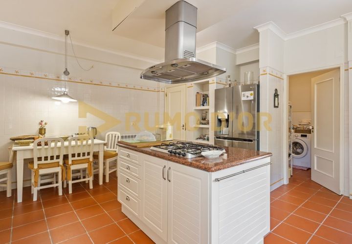 Villa i Alenquer, Lisbon, Alenquer - € 530.000 | Ref: CAS_438 - foto 1