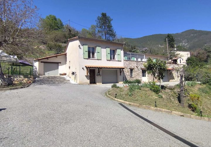 Villa i Puget-Théniers, Alpes-Maritimes, Puget-Théniers - € 395.000 | Ref: 86909253 - foto 1