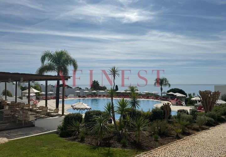 Villa i Albufeira, Faro, Albufeira - € 730.000 | Ref: L1701/2026 - foto 1
