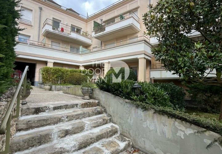 Lejlighed i Chevreuse, Yvelines, Chevreuse - € 325.000 | Ref: 9835 - foto 1