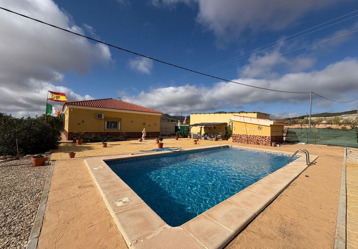 Villa i Pinoso, Alicante, Pinoso - € 299.995 | Ref: JJ7253 - foto 1