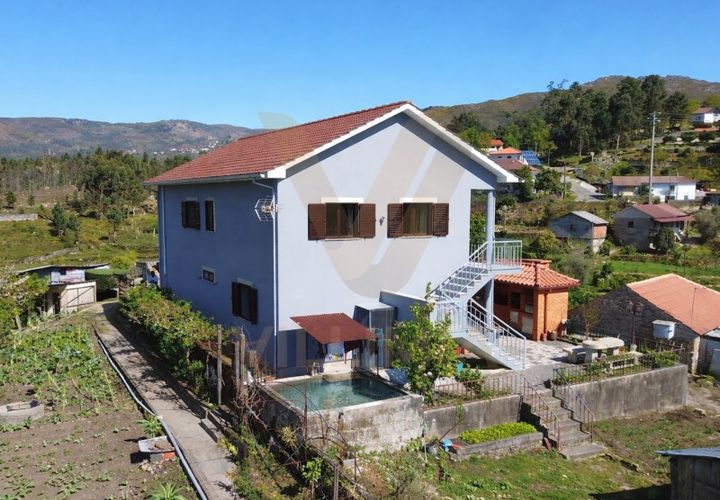 Villa i Amares, Braga, Amares - € 299.000 | Ref: V459-A - foto 1