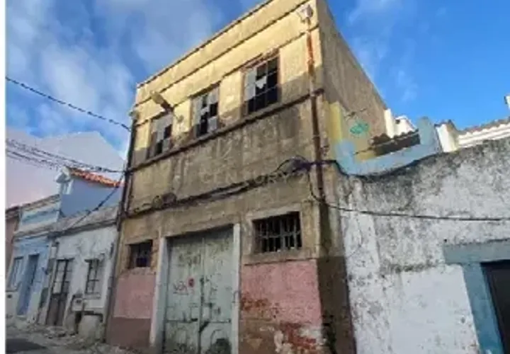 Erhvervsejendom i Setubal, Setubal, Setubal - € 225.000 | Ref: C0237-03795 - foto 1