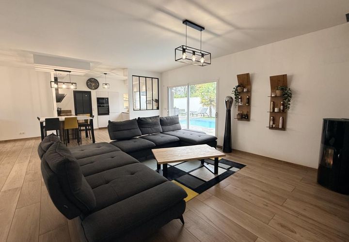 Villa i Bourges, Cher, Bourges - € 385.200 | Ref: 286_CTA-0026065 - foto 1