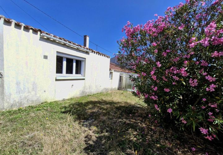Landsbyhus i Saint-Georges-de-Pointindoux, Vendee, Saint-Georges-de-Pointindoux - € 90.500 | Ref: 17_VCI1-0024652 - foto 1