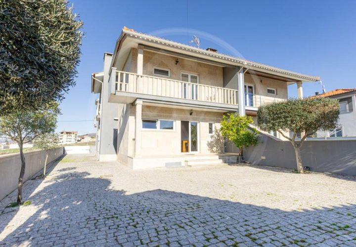 Villa en Chaves, Vila Real, Chaves - € 359.000 | Ref: CR205 - photo 1