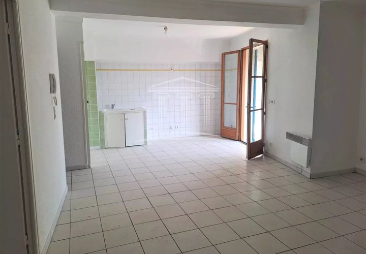 Apartament a Sorgues, Vaucluse, Sorgues - € 520/mes | Ref: 332 - foto 1