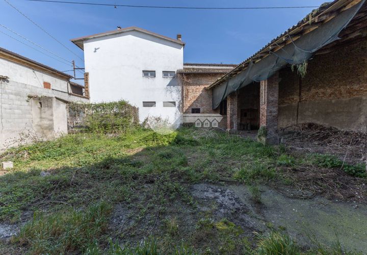 Villa a Gottolengo, Brescia, Gottolengo - € 100.000 | Ref: 6415062020-1403 - foto 1