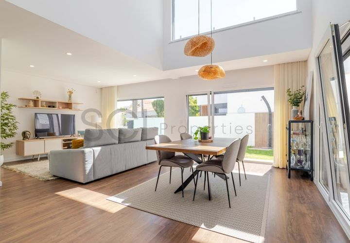Villa i Almada, Setubal, Almada - € 685.000 | Ref: 10737 - foto 1