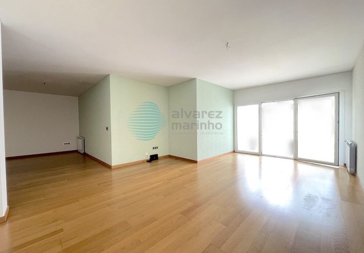 Apartament a Matacaes, Lisbon, Matacaes - € 550.000 | Ref: 3370-T3UBM - foto 1
