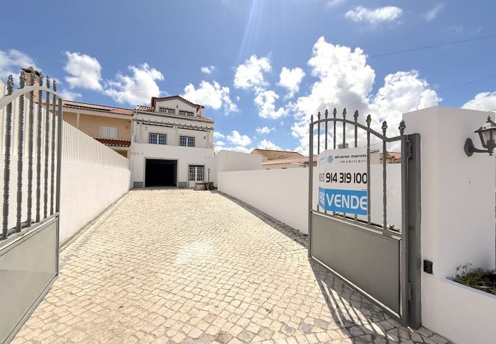 Villa i Torres Vedras, Lisbon, Torres Vedras - € 430.000 | Ref: 3372-V3UM - foto 1