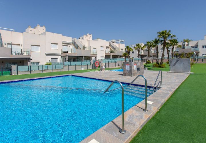 Villa i Torrevieja, Alicante, Torrevieja - € 289.000 | Ref: MOR-31441 - foto 1