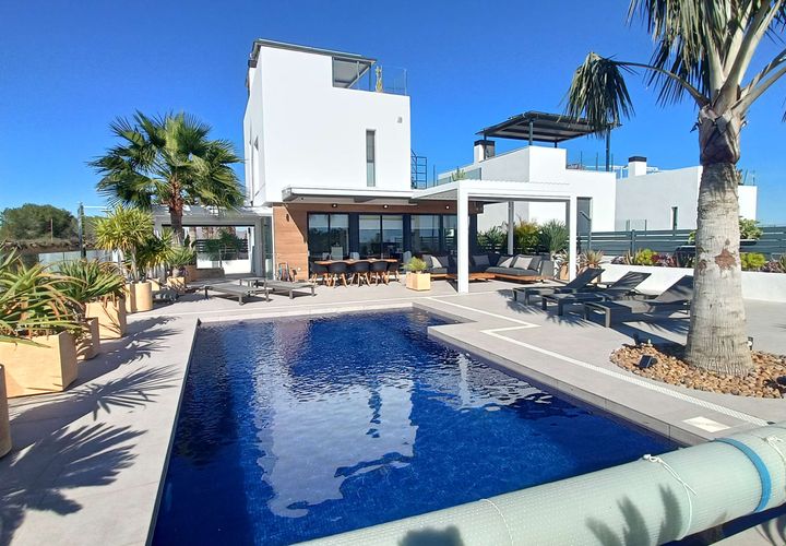Villa en Algorfa, Alicante, Algorfa - € 729.000 | Ref: MLSC8186760 - photo 1