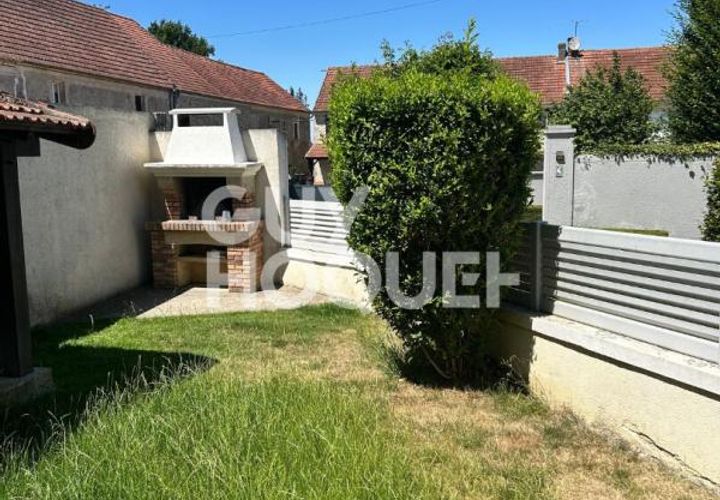 Villa i Rebais, Seine-et-Marne, Rebais - € 1.100/måned | Ref: 1926 - foto 1
