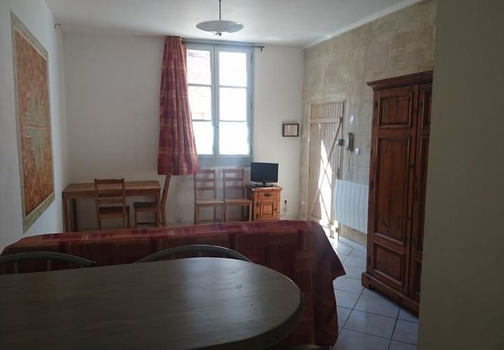 Estudi a Arles, Bouches-du-Rhone, Arles - € 500/mes | Ref: 201973 - foto 1