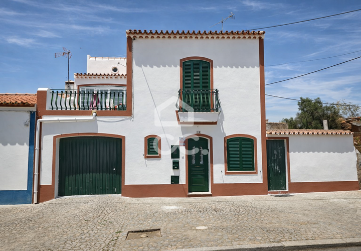Villa i Redondo, Evora, Redondo - € 220 000 | Ref: 318/M/03801 - foto 1