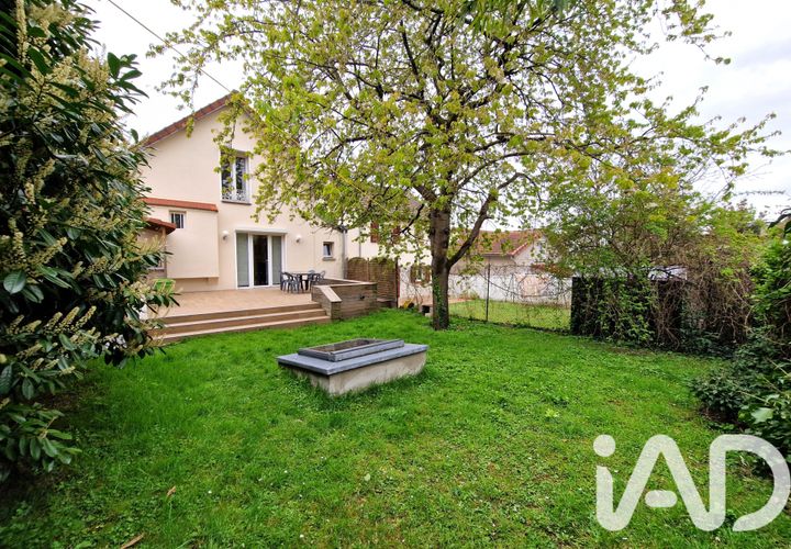 Villa i Ormesson-sur-Marne, Val-de-Marne, Ormesson-sur-Marne - € 529.000 | Ref: 50481 - foto 1