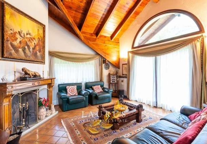 Villa a Bardonecchia, Turin, Bardonecchia - € 1.400.000 | Ref: LA-6773-1039281 - foto 1