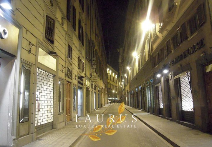 Villa i Florence, Florence, Florence - € 1.000.000 | Ref: LA-6291-1039516 - foto 1