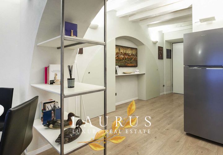 Villa i Milan, Milan, Milan - € 650.000 | Ref: LA-6007-1039606 - foto 1
