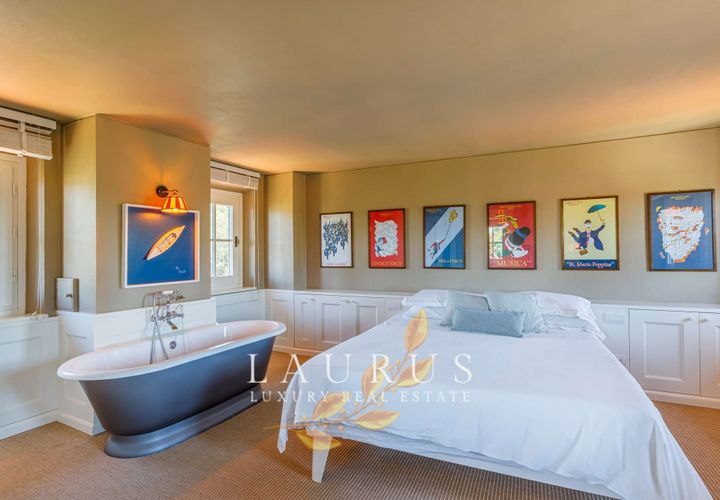 Villa i Florence, Florence, Florence - € 1.260.000 | Ref: LA-4739-1041330 - foto 1