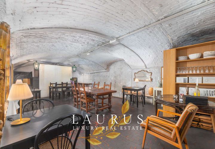 Villa i Milan, Milan, Milan - € 610.000 | Ref: LA-4025-1041790 - foto 1