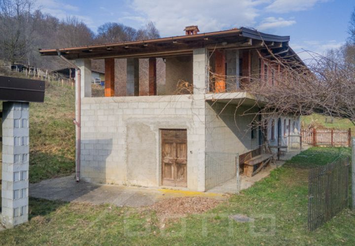 Villa a Armeno, Novara, Armeno - € 140.000 | Ref: 3-ARMCCP - foto 1
