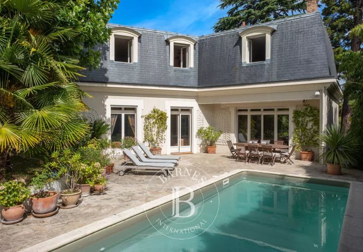 Villa i Saint-Cloud, Hauts-de-Seine, Saint-Cloud - € 3.590.000 | Ref: 86833455 - foto 1