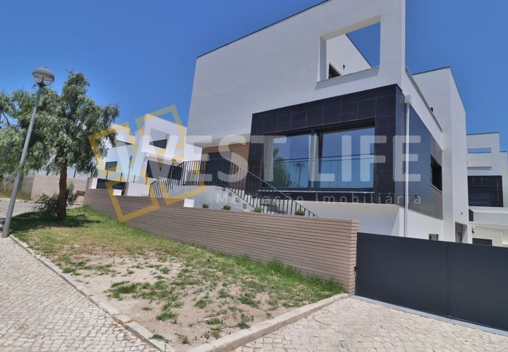 Villa en Torres Vedras, Lisbon, Torres Vedras - € 680.000 | Ref: 5642WM - photo 1