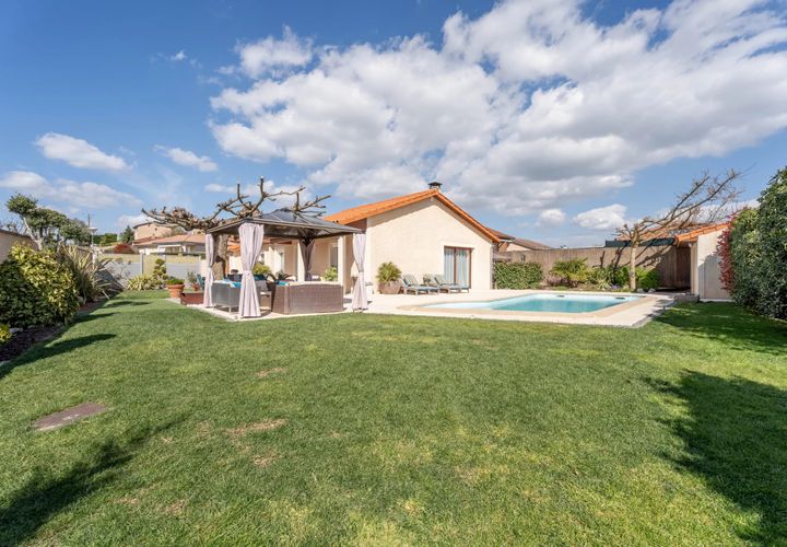 Villa in Simandres, Rhone, Simandres - € 479.000 | Ref: 86901231 - foto 1